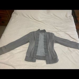 Chico’s Platinum Denim Gray Jean Ruffle Jacket size 0 or small 4-6
